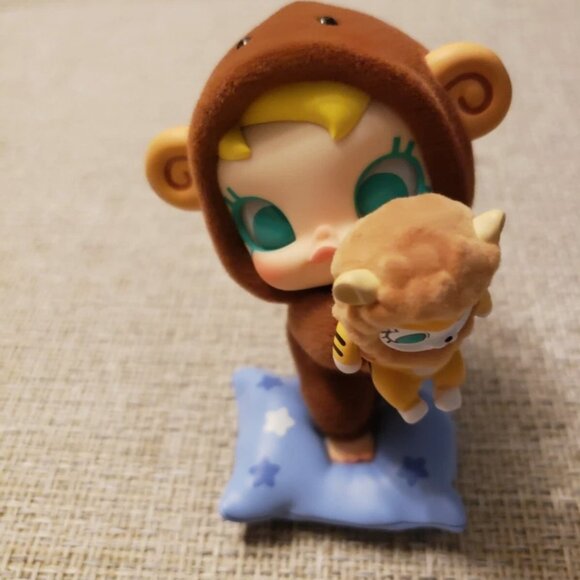 SECRET MOLLY - Picture 1 of 2